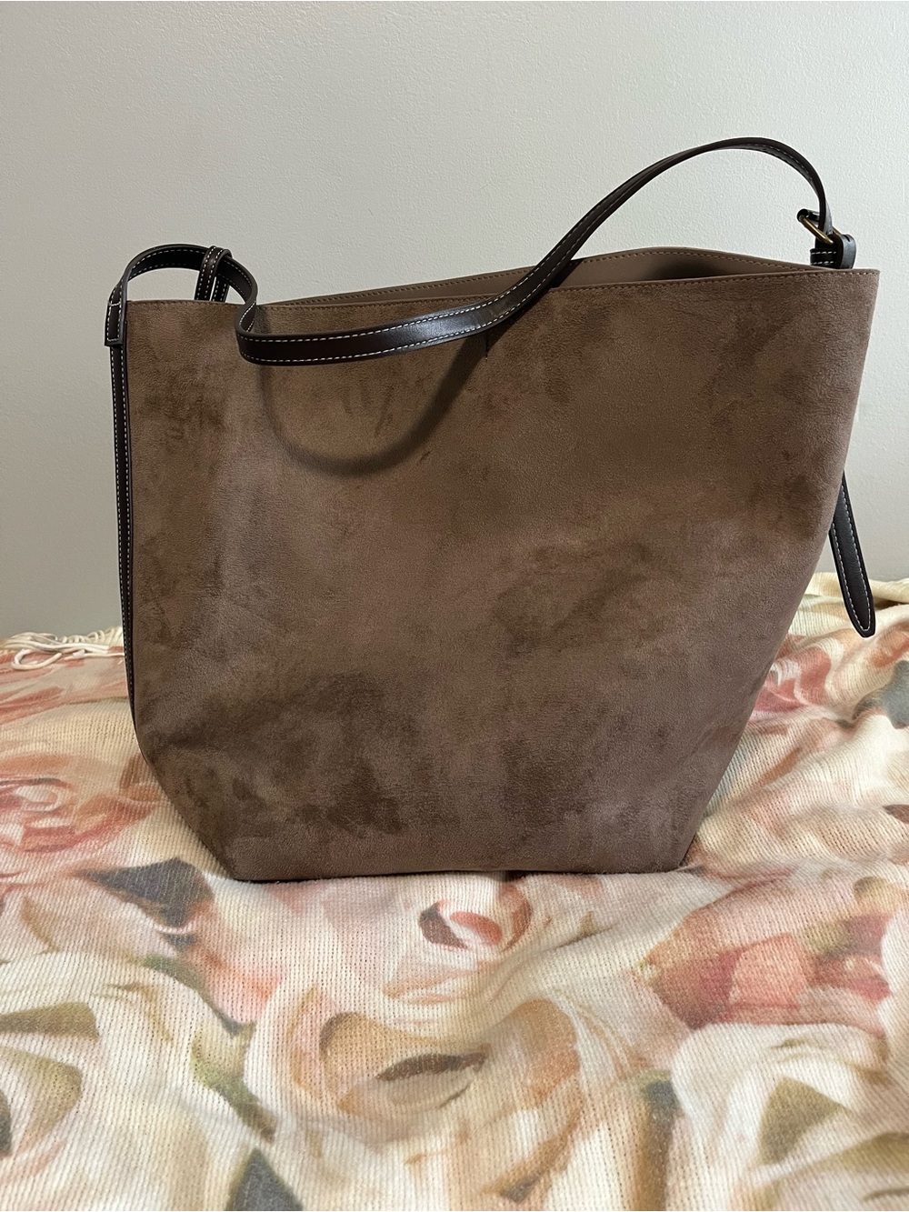 GAP Vegan Suede Bucket Tote Bag